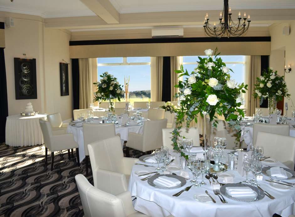 Wedding reception in Bay View Restaurant at Carlyon bay hotel