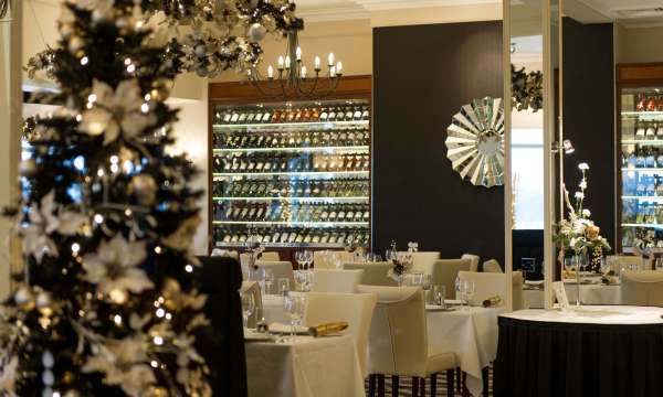 Carlyon Bay Hotel Restaurant Dining Area at Christmas